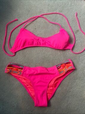 Victoria’s Secret Neon Pink Two-Piece Bikini Set with tribal accent